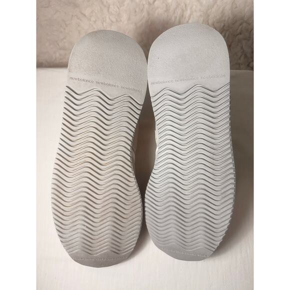 New Balance 420 Sneakers Womens Size 9 Suede and Canvas in Gold and Cream color - Picture 8 of 8